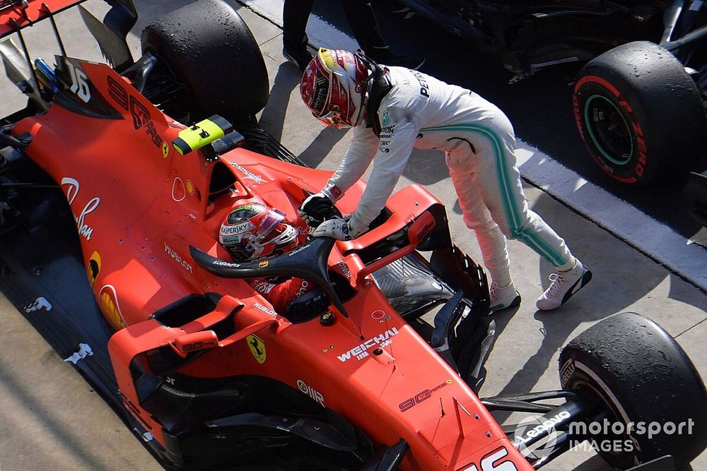 «У нас два пилота, и у одного заканчивается контракт». Ferrari об интересе к Хэмилтону
