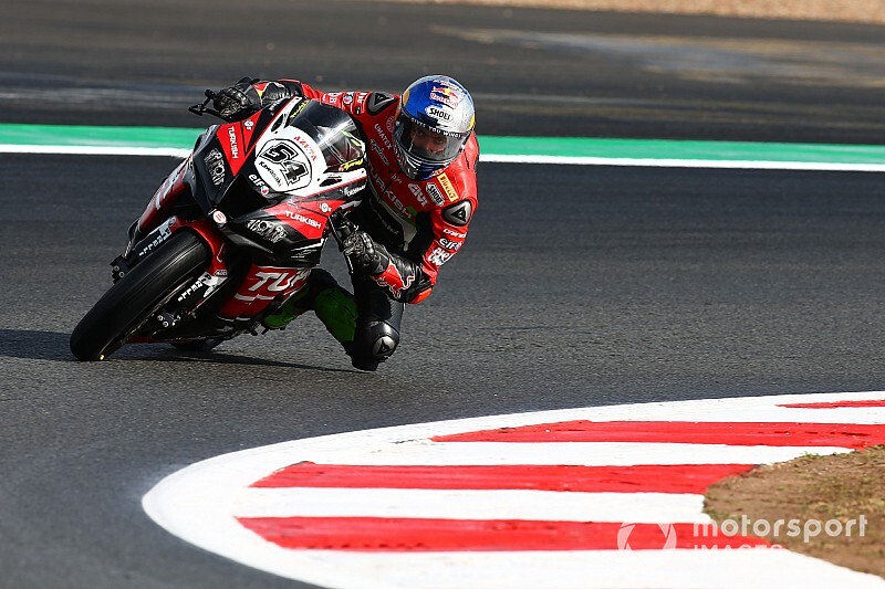 SBK, Magny-Cours: capolavoro Razgatlioglu, vince una folle Gara 1