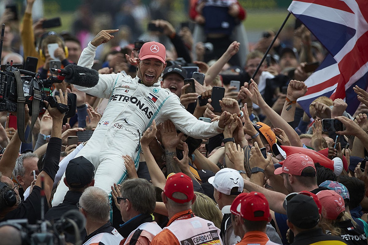 Hamilton : "Prématuré" d'organiser un GP à guichets fermés
