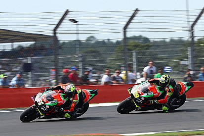 Espargaró blasé, Iannone "croit beaucoup" en Aprilia