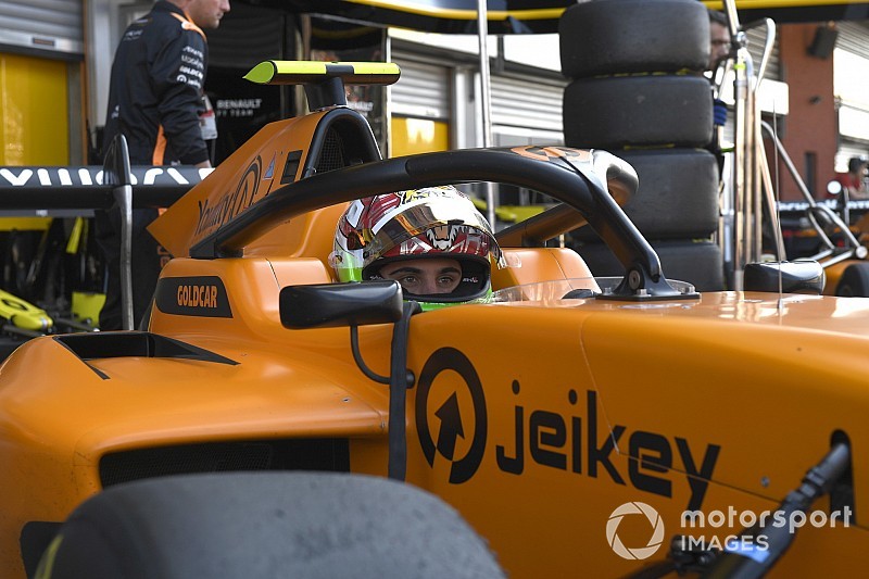 Video, F3: clamoroso botto di Peroni alla Parabolica a Monza