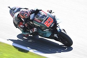 Quartararo lidera la 1° práctica y Lorenzo es último en Silverstone
