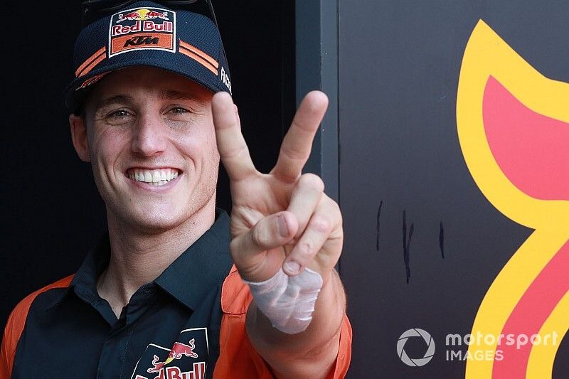 Pol Espargaró: “Podría estar en casa, pero estoy aquí porque KTM se lo merece”