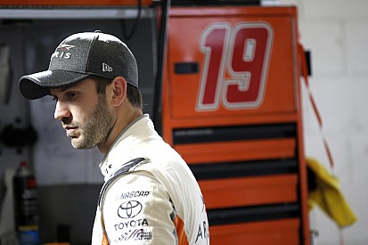 Personajes Latinos 2018: Daniel Suárez y su desafiante temporada en NASCAR Cup