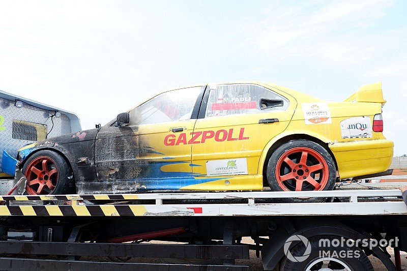 Insiden terbakarnya mobil balap M Fadli