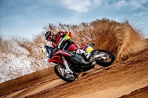 Barreda gana la primera de motos y Quintanilla en segundo