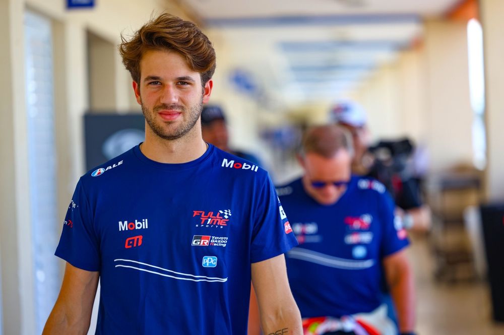 Dudu Barrichello, à frente de Rubens Barrichello