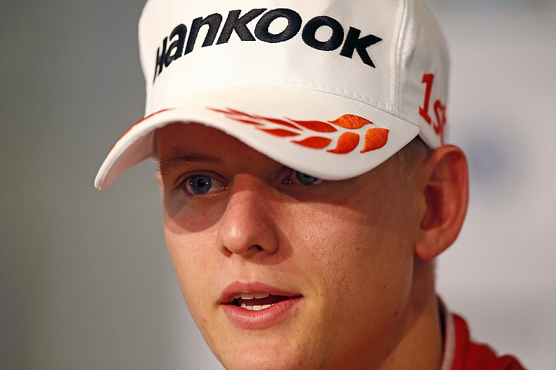 Mick Schumacher megállíthatatlan: vasárnap is nyert