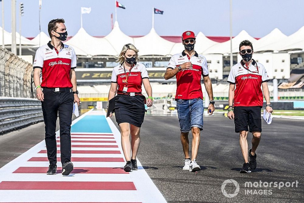 Giovinazzi, Alfa Romeo ile podyuma çıkma hayali kuruyor