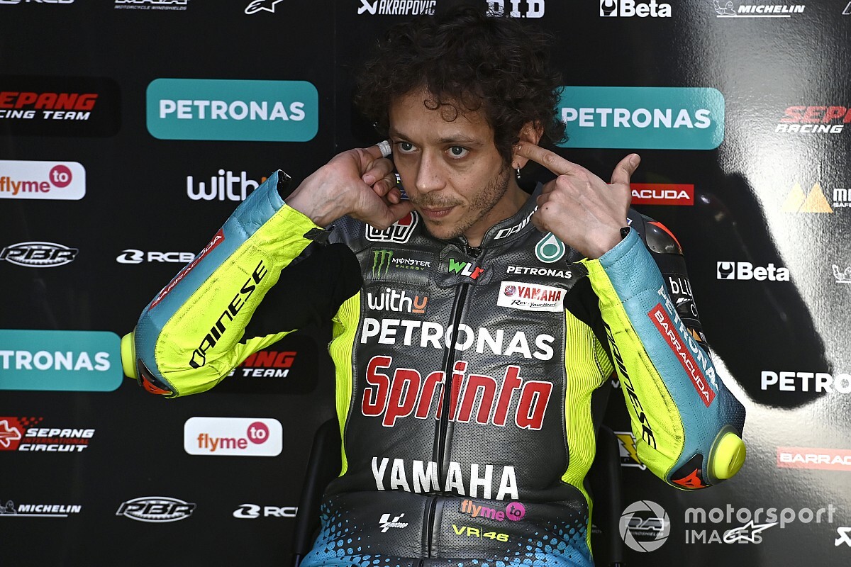 Rossi: “No sé por qué las Yamaha oficiales van bien y nosotros sufrimos”