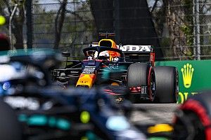 EL3 - Verstappen émerge d'une nuée de chronos annulés