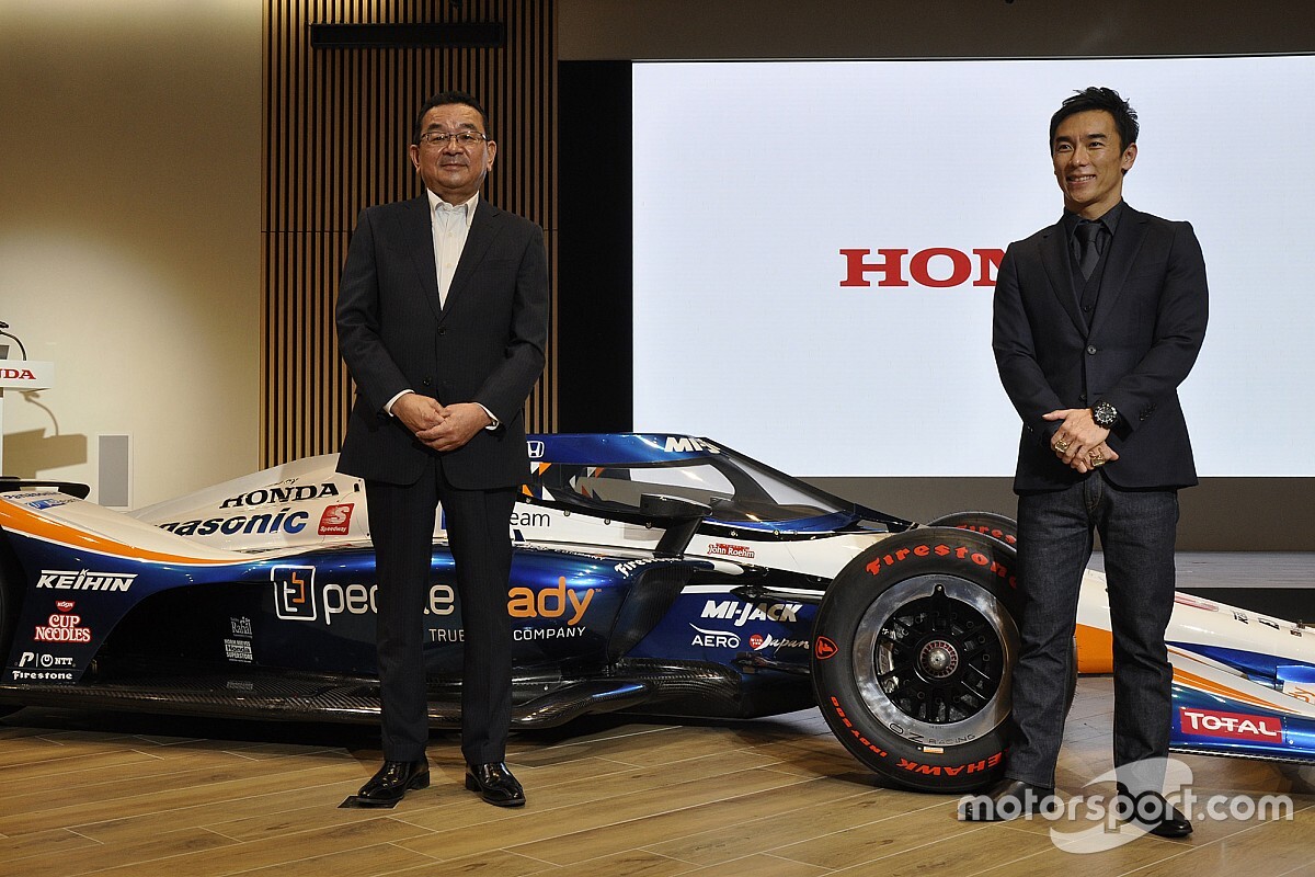 佐藤琢磨”凱旋報告会”に登場。ホンダ八郷社長「来年のインディ500も勝ってほしい」