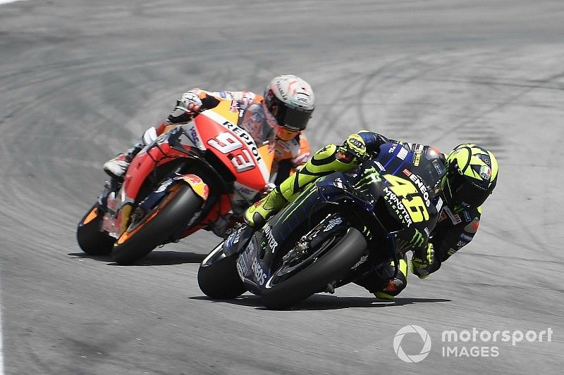 Rossi: “Márquez es un calculador”
