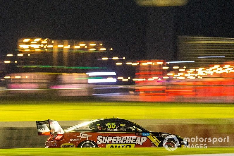Supercars Mustang set for quarter-mile drag showdown
