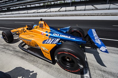 Alonso egyre nagyobb bajban az Indy 500 előtt