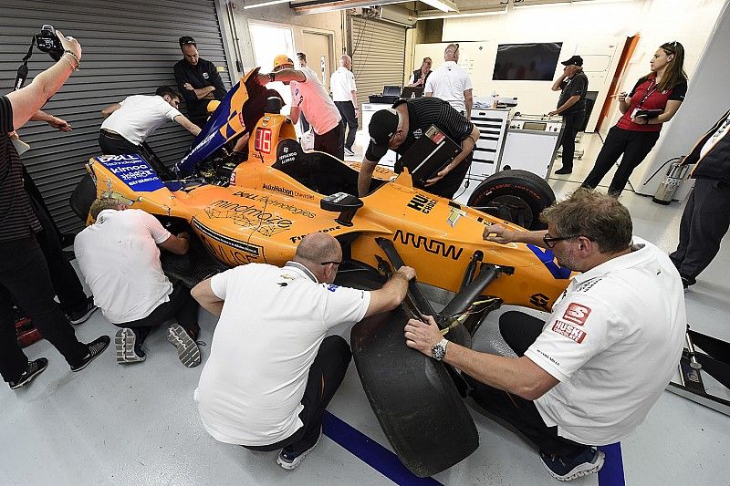 La ausencia de Alonso en pista, un "revés" para McLaren