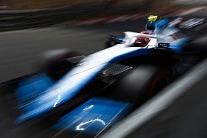 Russell a maximumot hozta az időmérőn, Kubicának nem volt szerencséje