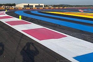 FIA усложнила гонщикам прохождение поворотов на «Поль Рикаре»