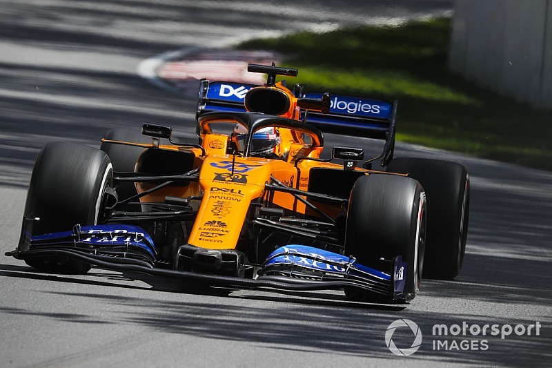 Sainz says McLaren trying "experimental stuff" on car