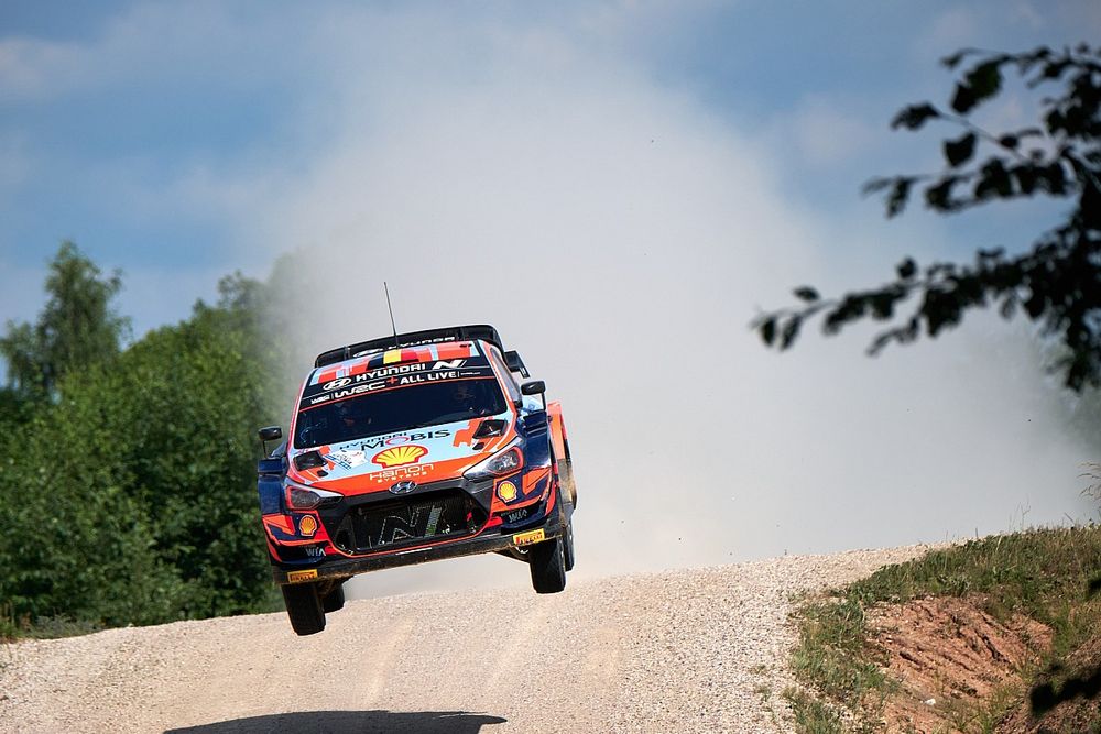 Neuville Raih Kemenangan Perdana di Reli Estonia 2021