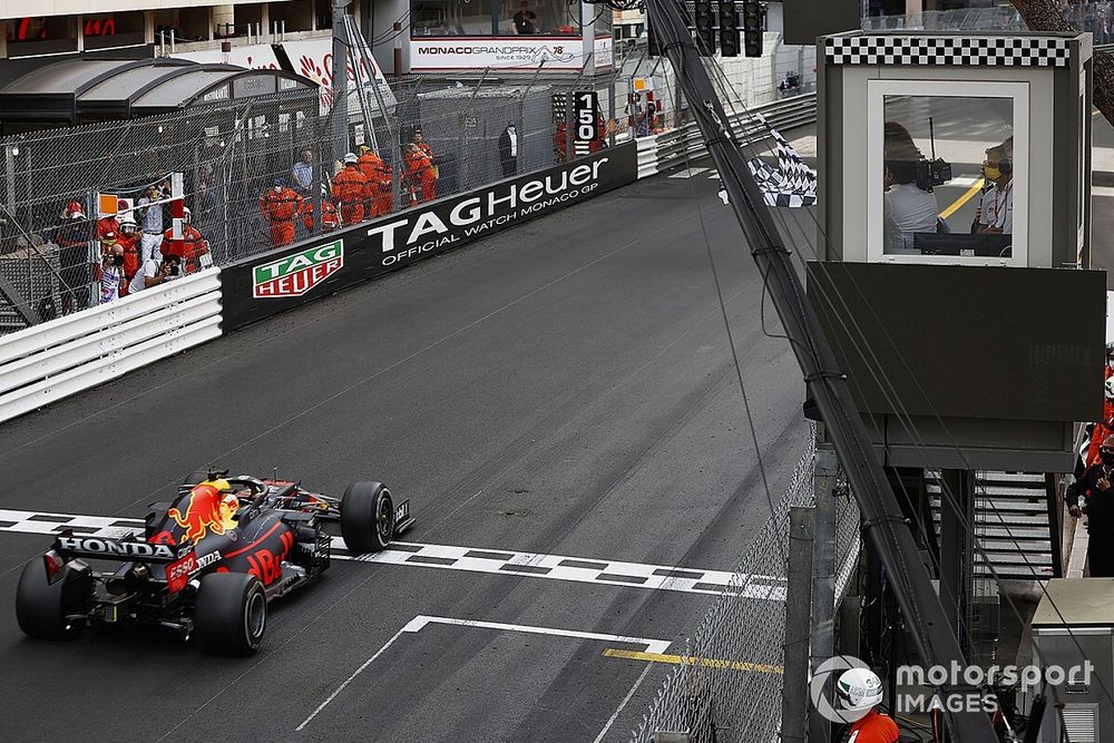 Race winner Max Verstappen, Red Bull Racing RB16B