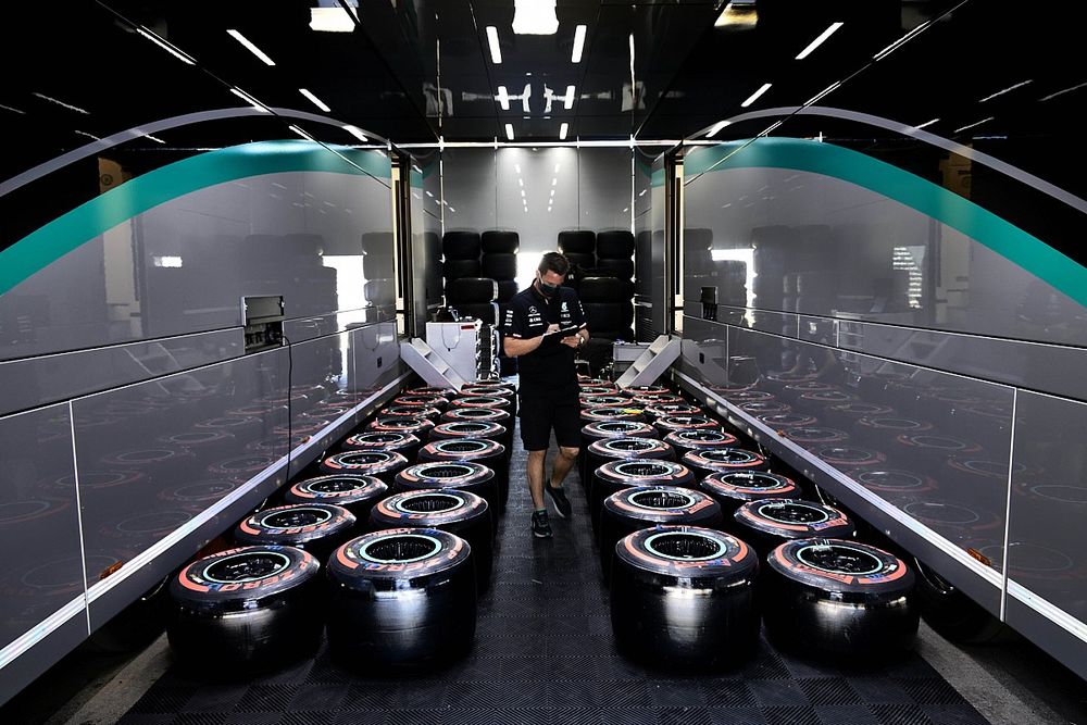 Perkembangan Ban Pirelli untuk F1 2022 Mencapai 80-90 Persen