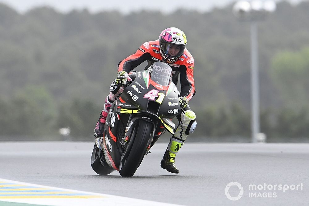 Espargaro in Barcelona onder het mes voor arm pump