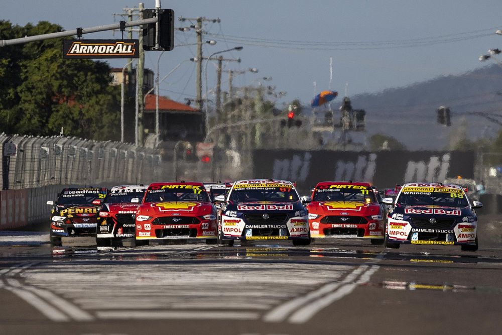 Shane van Gisbergen, Triple Eight Race Engineering Holden