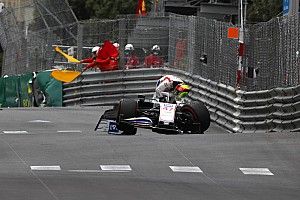 VIDEO: Schumacher en Latifi crashen in derde vrije training