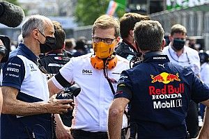 F1: McLaren reclama de ‘puxadinho’ e colaboração entre Ferrari e Haas
