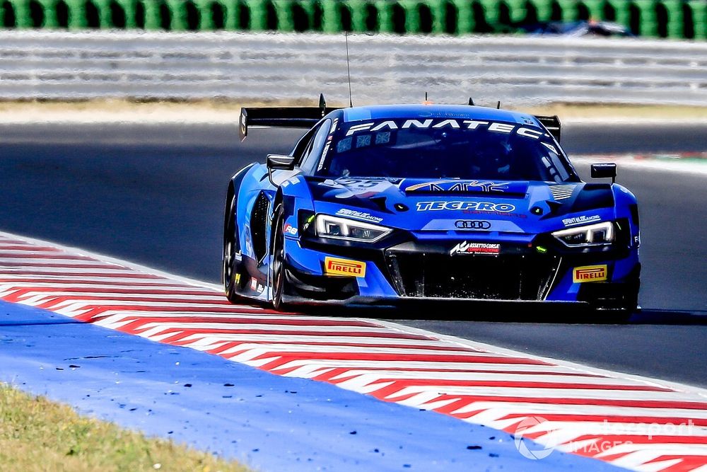 #25 Saintéloc Junior Team, Audi R8 LMS evo II GT3: Aurélien Panis, Patric Niederhauser