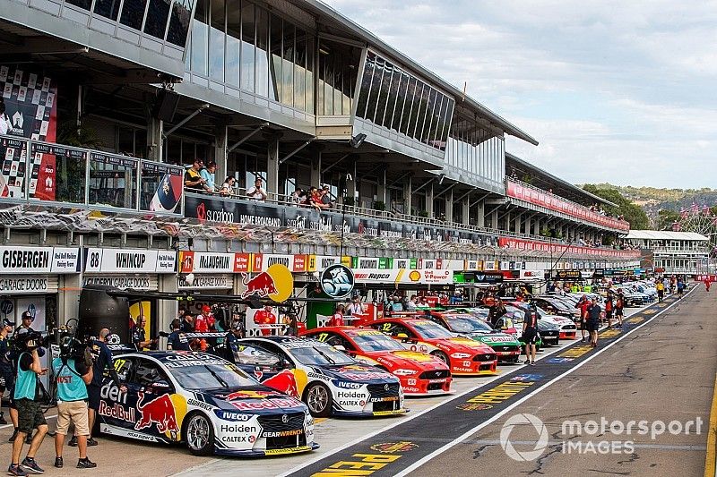 Shane van Gisbergen, Triple Eight Race Engineering Holden