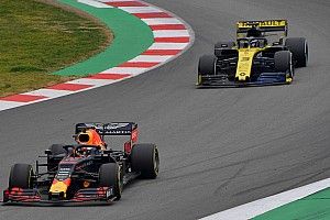 Ricciardo ontkent: "Ik ben niet weggelopen voor Verstappen"