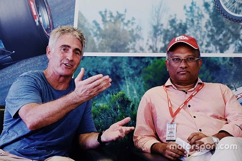 Mick Doohan and Arun Mammen, Managing Director, MRF Ltd