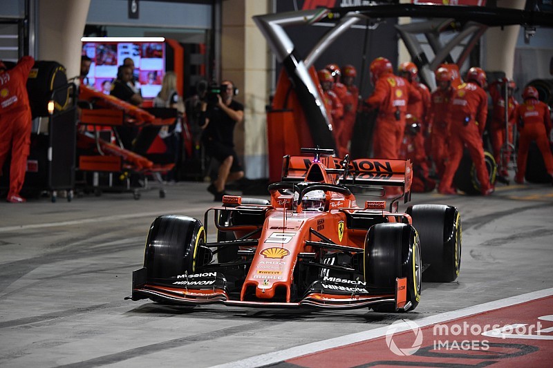 Elképesztően szoros verseny a Red Bull, a Williams és a Ferrari között a bokszutcában