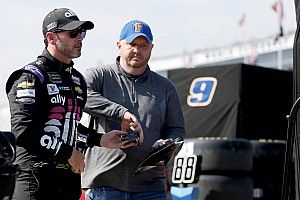 NASCAR: Johnson positivo al COVID-19, salta la Brickyard 400