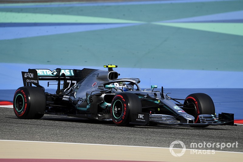 Videó: Elég furcsán mozgott Bottas gumija a harmadik szabadedzésen…