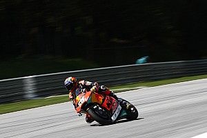 Raúl Fernández vence por cuarta vez en Moto2