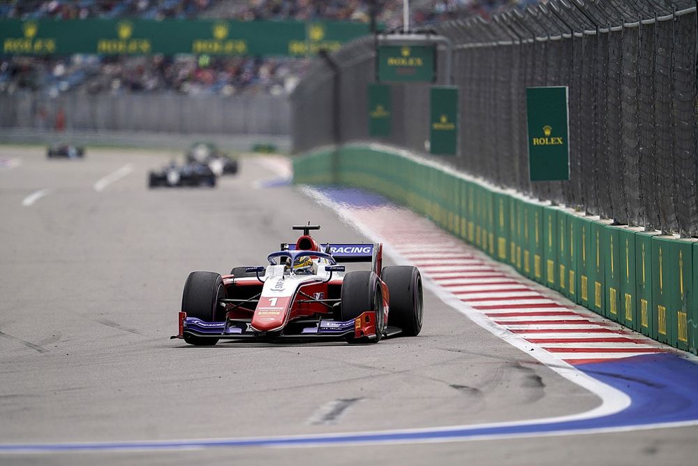 Hasil Free Practice F2 Jeddah: Sempat Ditunda, Shwartzman Redam Boschung