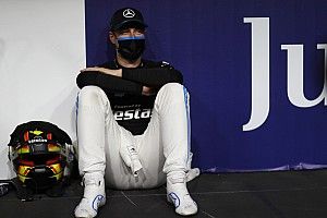 Vandoorne: "Bumper cars" Formula E crashes look "quite amateur"