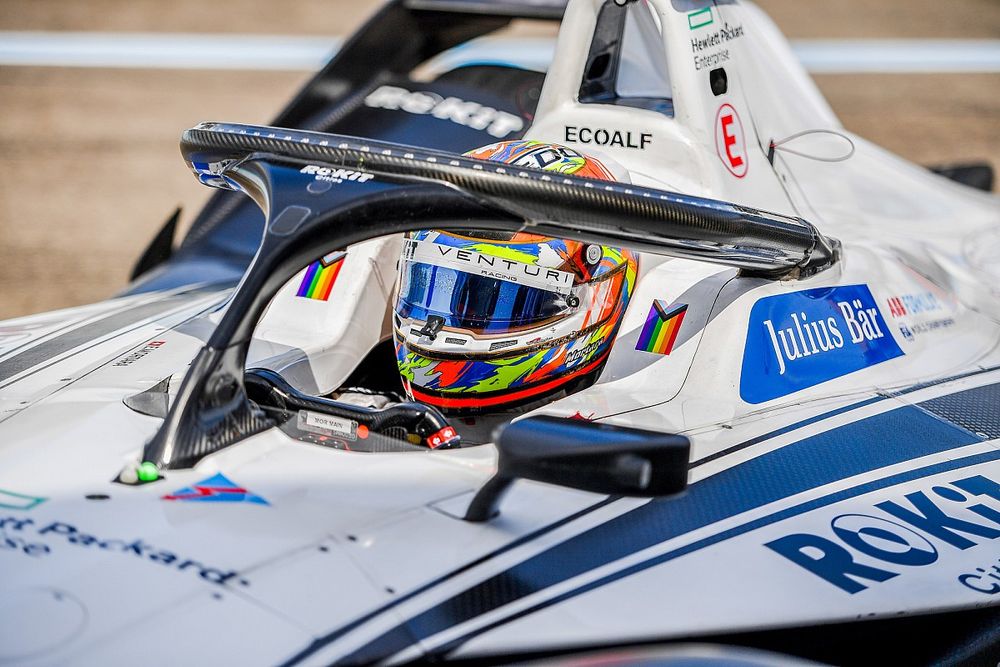 Mikrotörést szenvedett a csigolyáján a Formula E-pilóta a 26G-s ütközés következtében (videóval)
