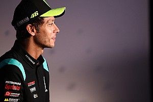 Sensasi, Kontroversi, dan Legasi Karier Valentino Rossi