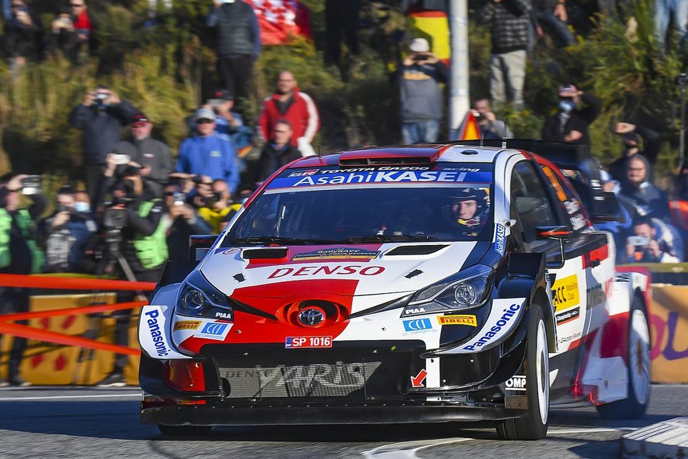 Evans comienza líder el Rally de España
