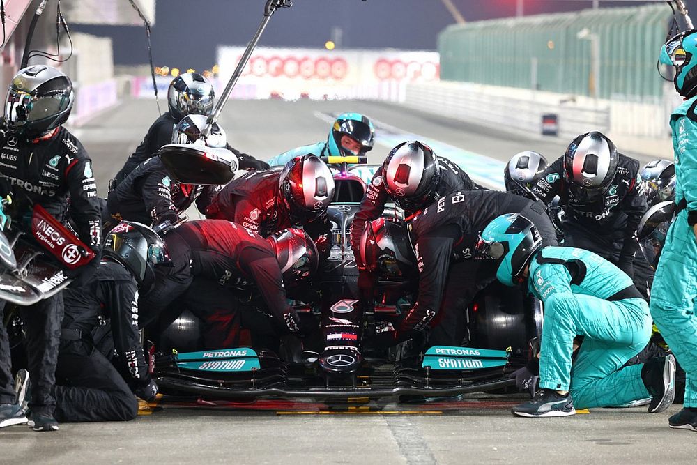 Palmer: "Bottas'ın tek pit stop stratejisinde Mercedes hatalı değildi"
