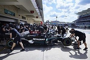 Хэмилтон и Боттас пожаловались на асфальт в Остине
