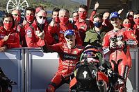 Bagnaia: "Espero que Ducati nos regale a Stoner de 'coach' por Navidad"