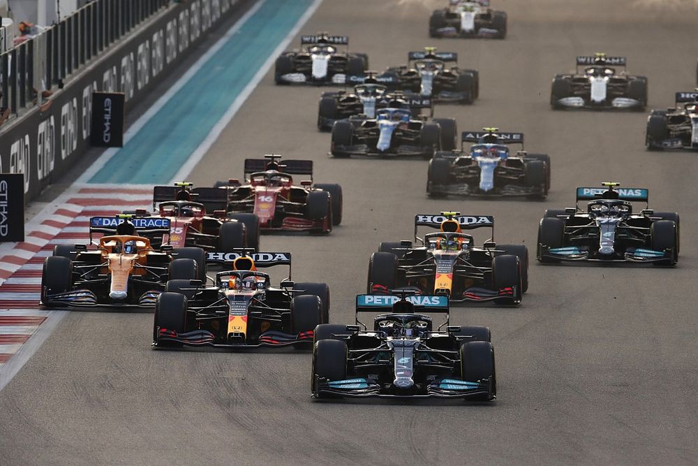 FIA wijst eerste Mercedes-protest tegen Verstappen af