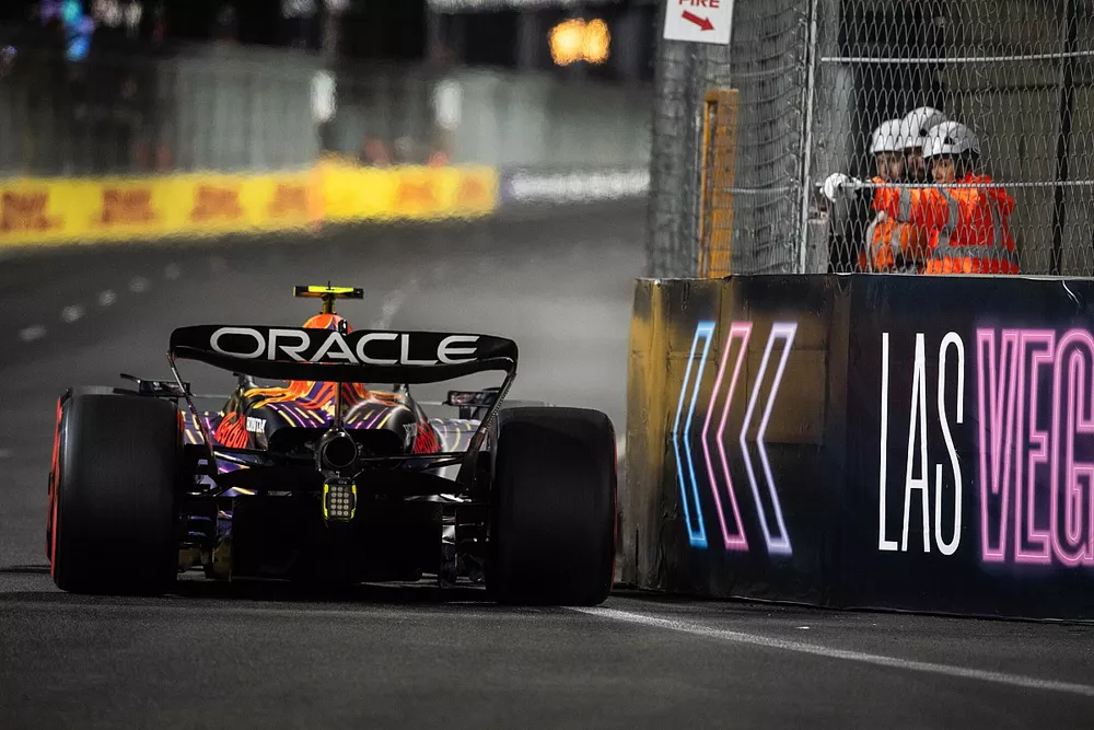 Sergio Perez, Red Bull Racing RB19 