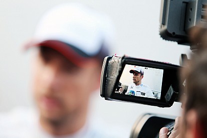 Button számára Alonso volt az, aki minden területen erős volt