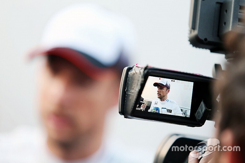 Button számára Alonso volt az, aki minden területen erős volt